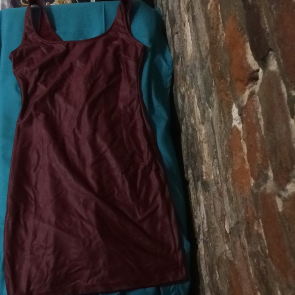 Dark red pleather dress - Picture 1 of 1